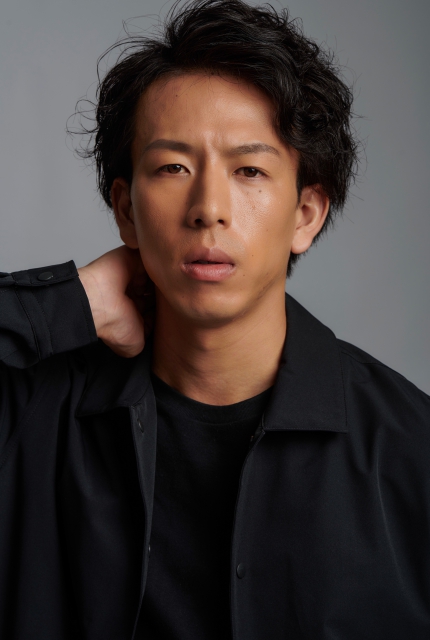 小河 研太
