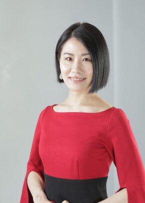 中尾　真美